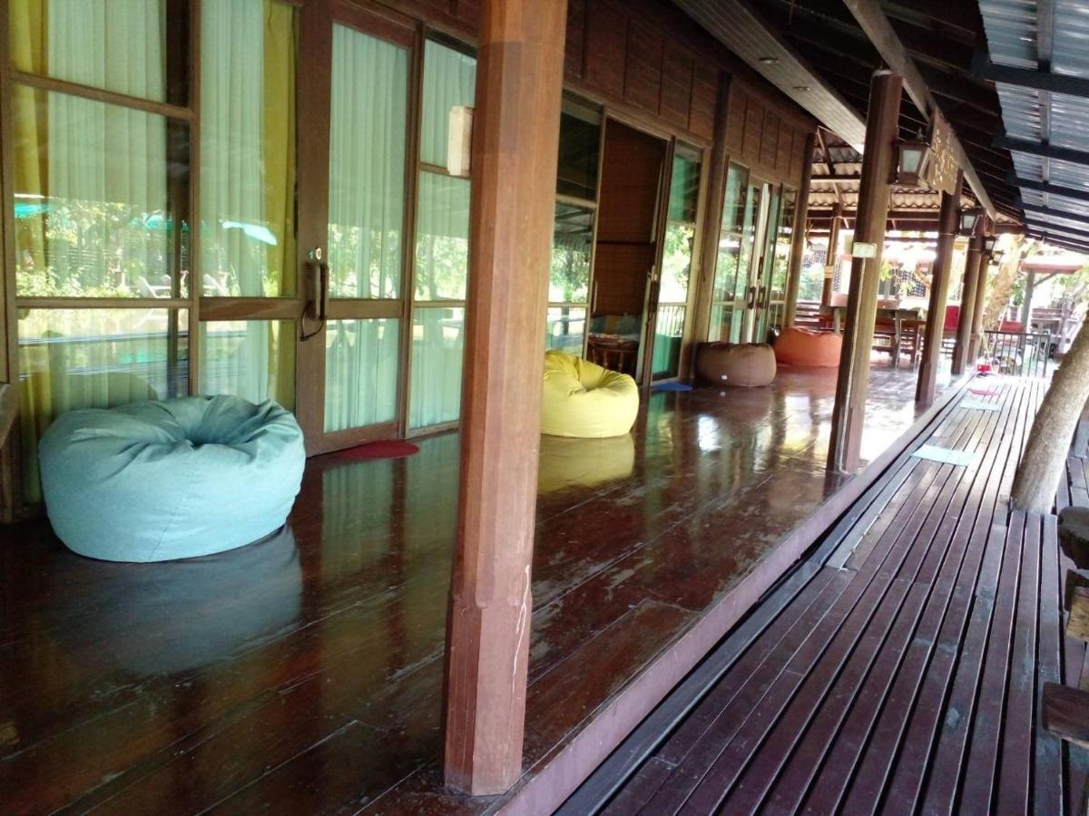 BaanSuanLeelawadee Resort Amphawa Buitenkant foto