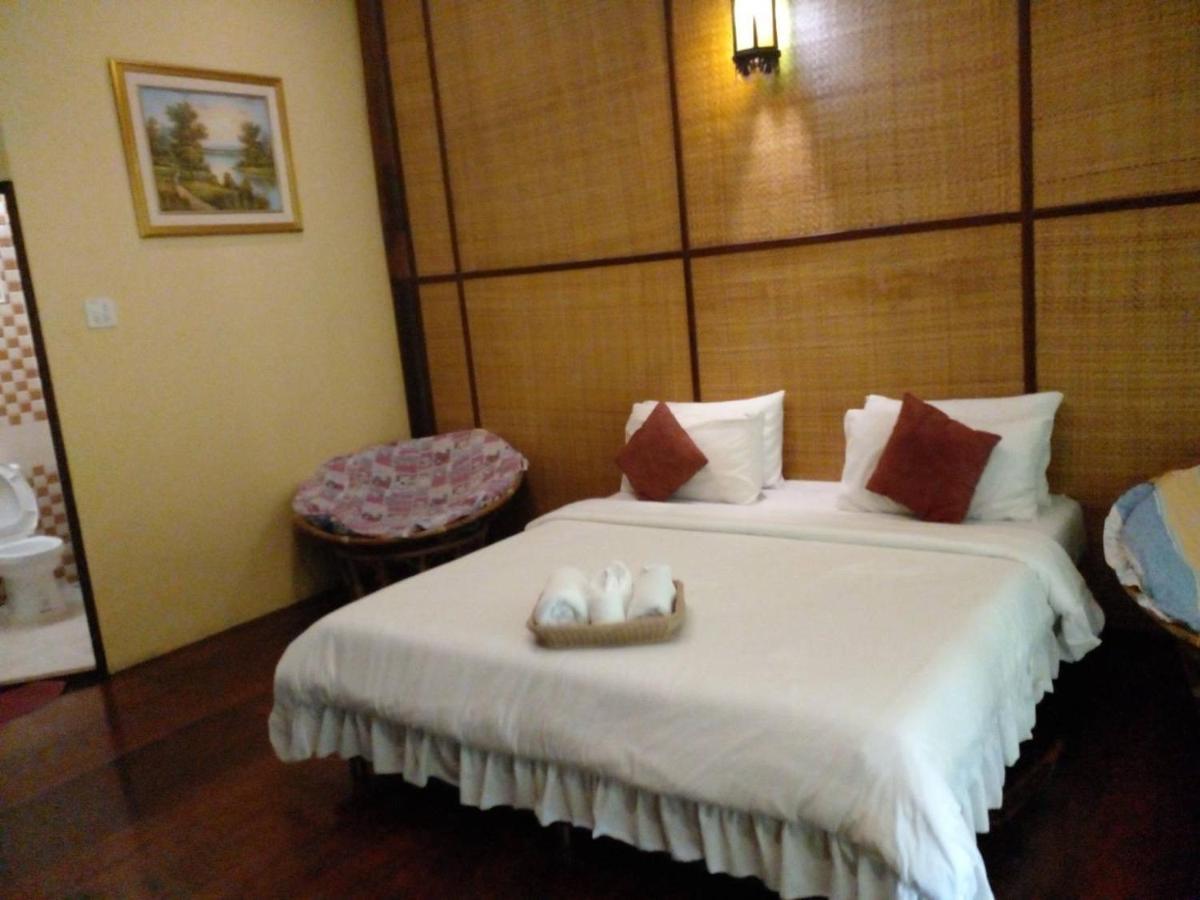 BaanSuanLeelawadee Resort Amphawa Buitenkant foto