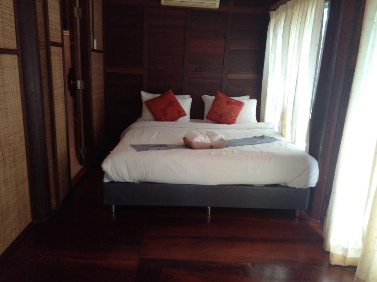 BaanSuanLeelawadee Resort Amphawa Buitenkant foto