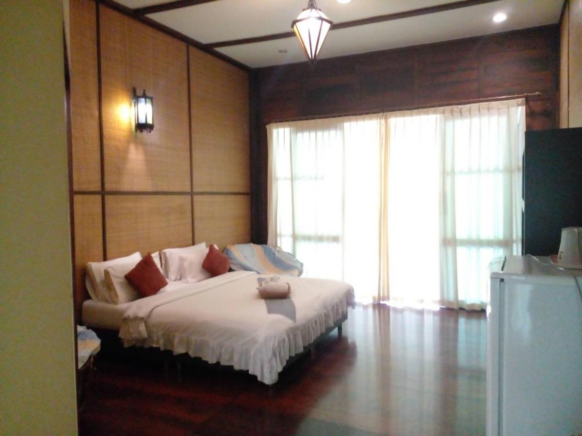 BaanSuanLeelawadee Resort Amphawa Buitenkant foto