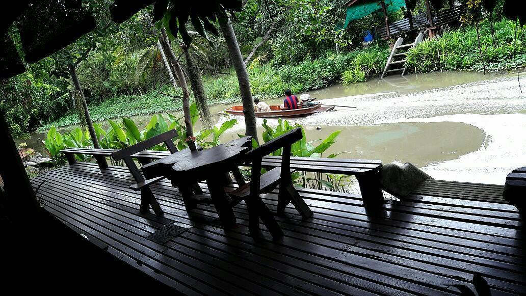 BaanSuanLeelawadee Resort Amphawa Buitenkant foto