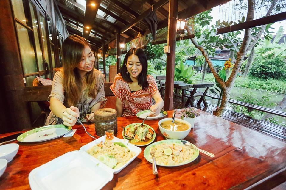 BaanSuanLeelawadee Resort Amphawa Buitenkant foto